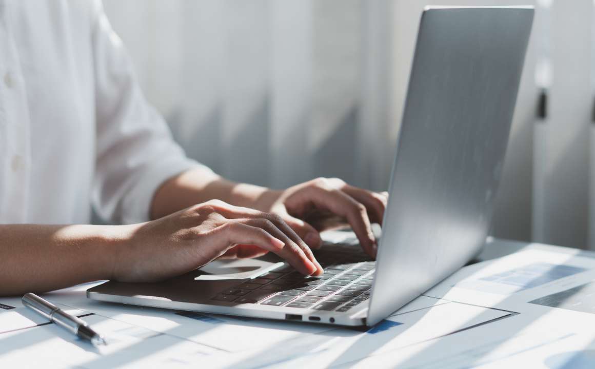 テレアポ・SNSを活用した接点強化